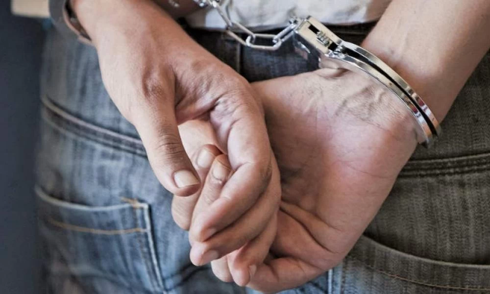 Χανιά: Έκλεψε αυτοκίνητο και άρπαξε μέχρι και τις βαλίτσες